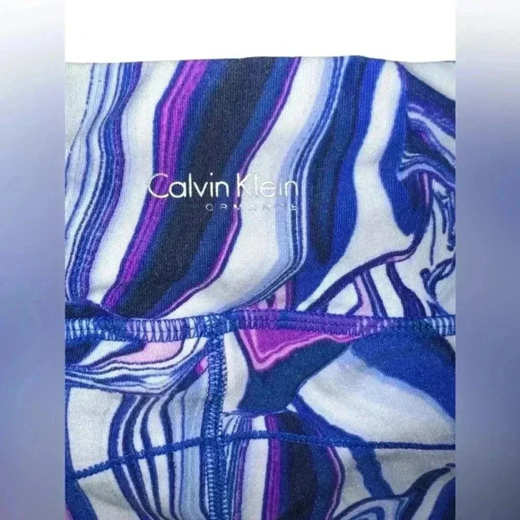 Calvin Klein Women’s Leggings - Picture 3 of 4